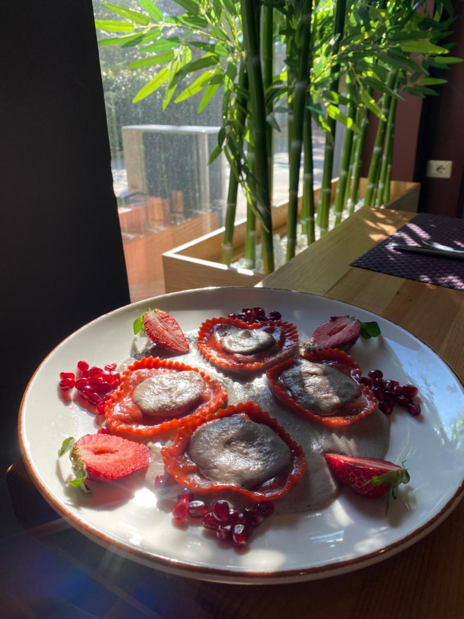 Doanesia Premium Hotel & Spa 地拉那 外观 照片